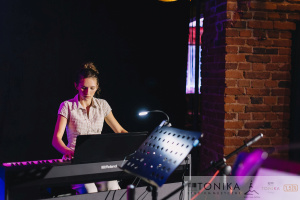 Zadanie publiczne jest realizowane przy pomocy środk&oacute;w finansowych Miasta Zielona G&oacute;ra.&nbsp;
https://www.fundacjatonika.pl/koncerty/koncerty-klasowe-2026/
