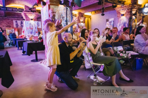 Zadanie publiczne jest realizowane przy pomocy środk&oacute;w finansowych Miasta Zielona G&oacute;ra.&nbsp;
https://www.fundacjatonika.pl/koncerty/koncerty-klasowe-2026/
